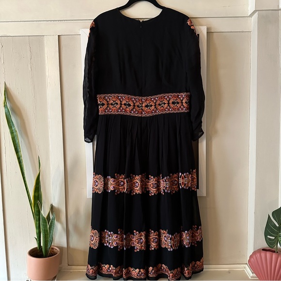 Embroidered Midi Dress with Sheer Sleeves from Asos size 8 - Picture 4 of 5